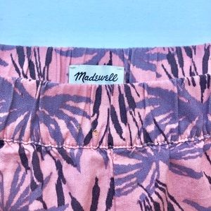 Madewell pull- on shorts with pockets + pattern